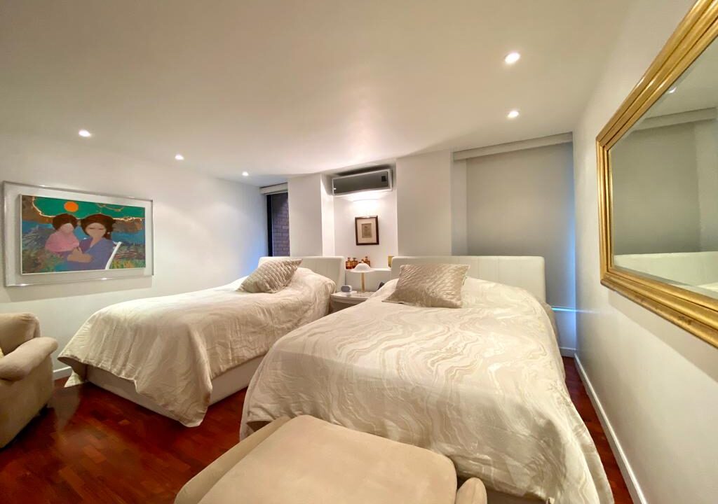 WhatsApp Image 2021-11-03 at 6.19.48 PM